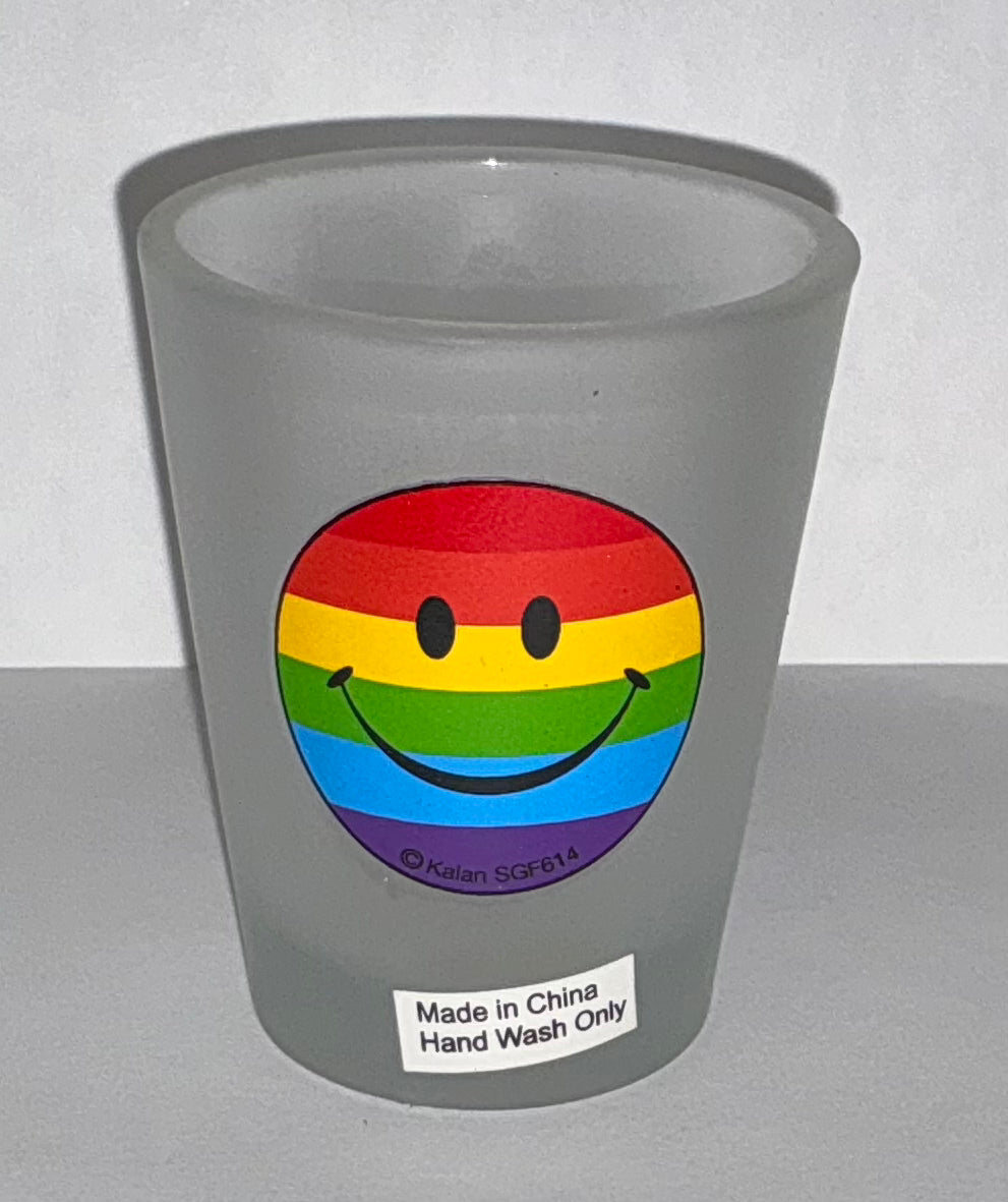 Different design shot cups