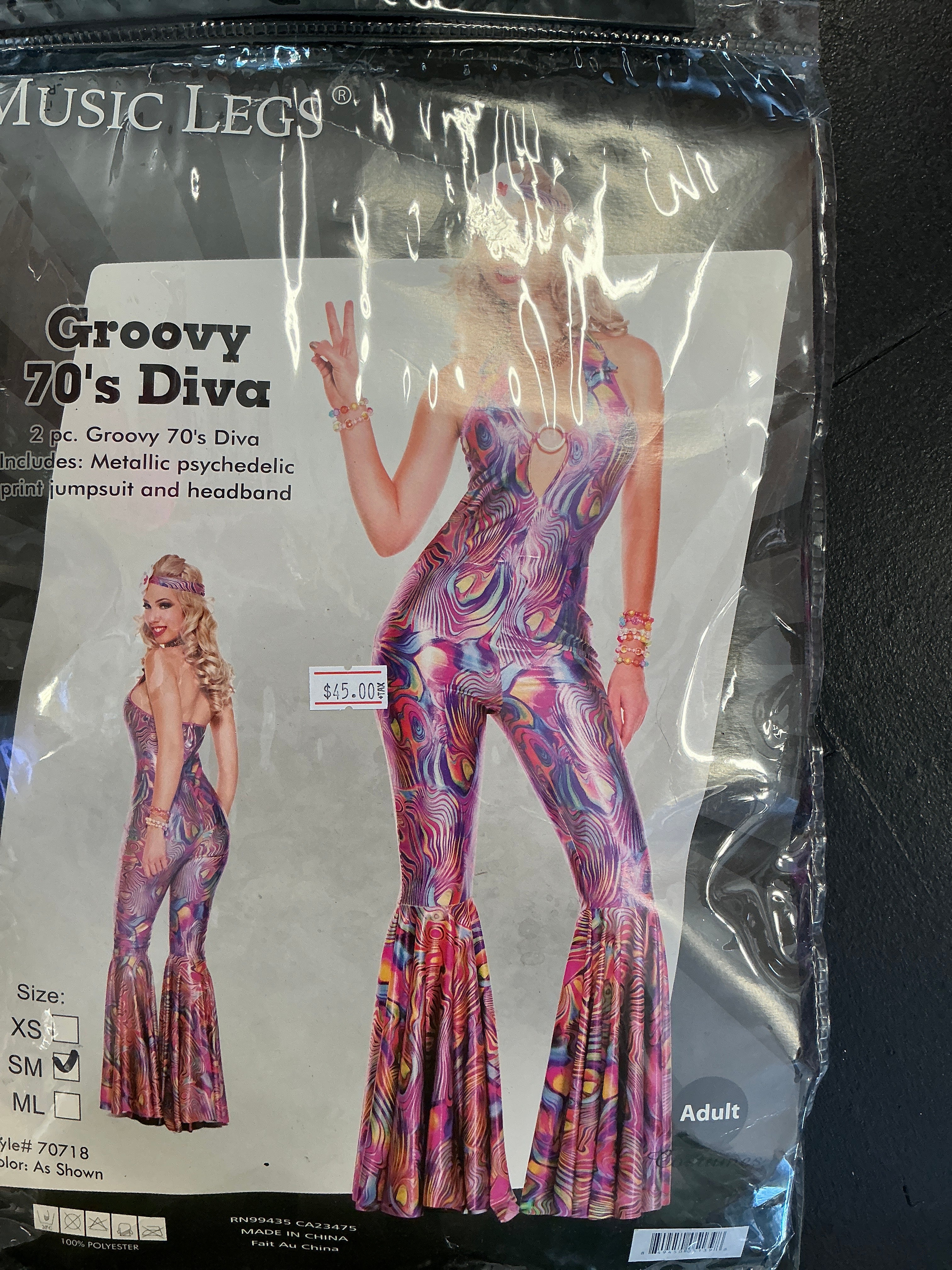Groovy 70s diva costume
