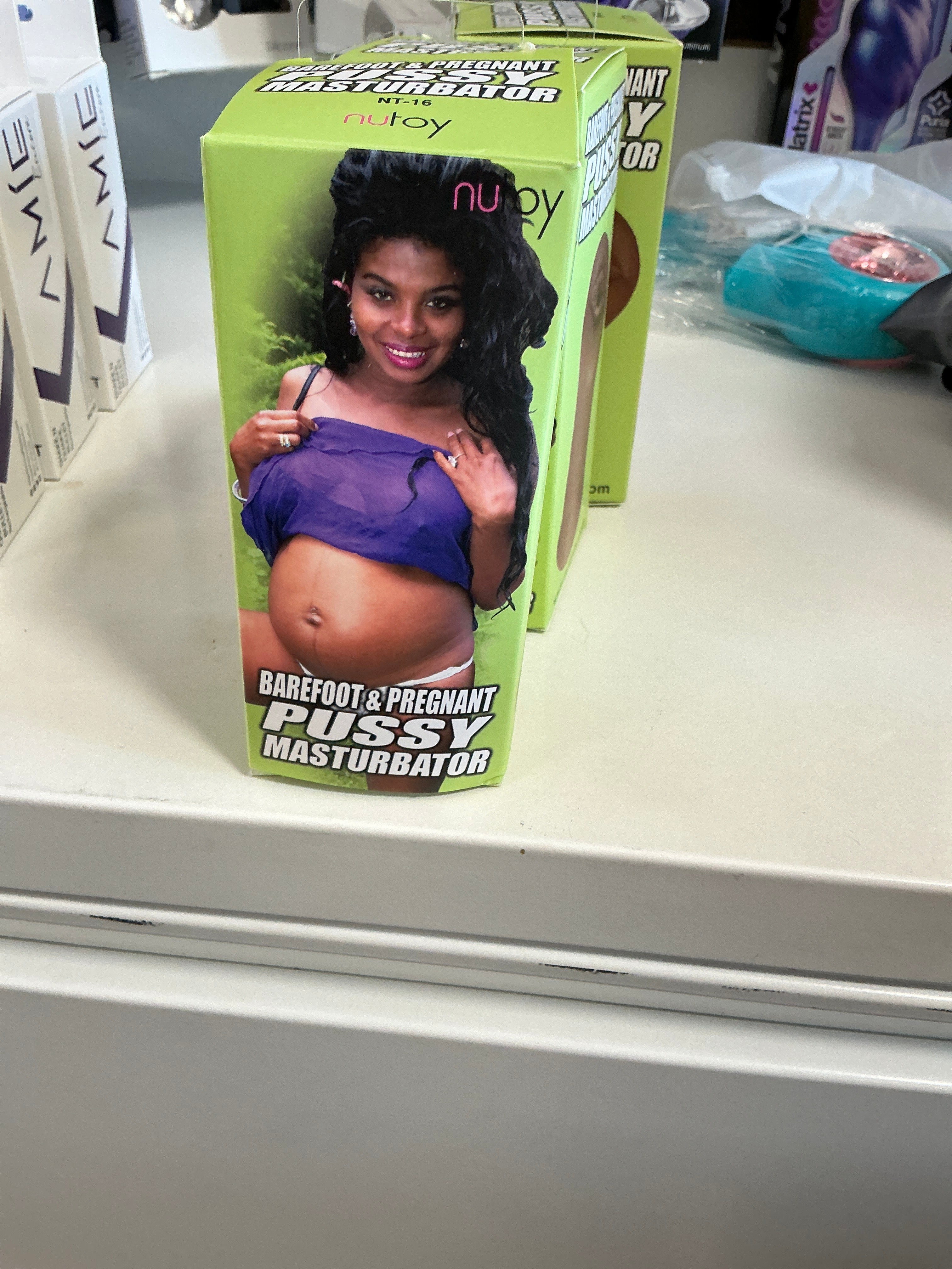 Barefoot & pregnant