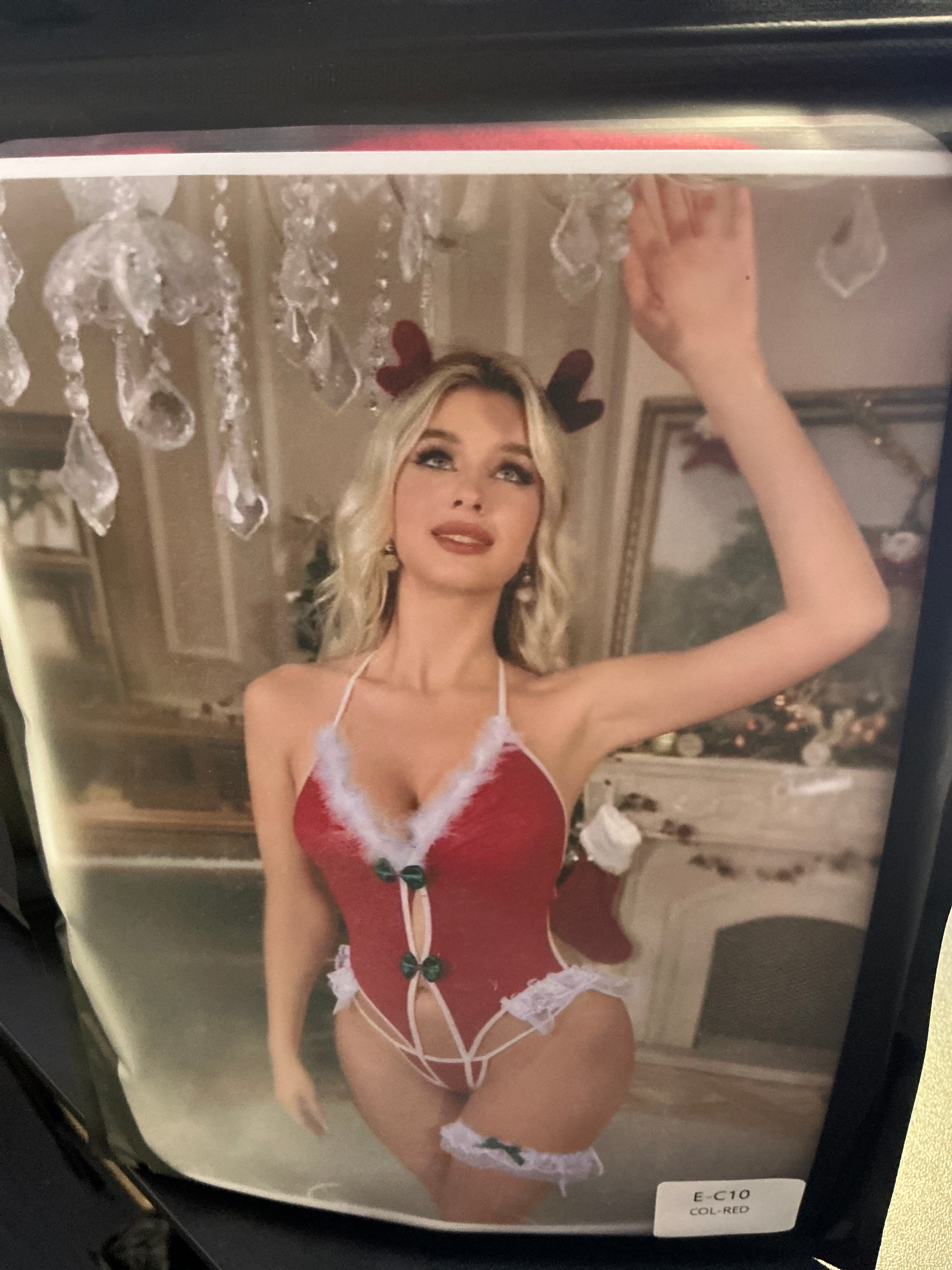 Xmas crotch less