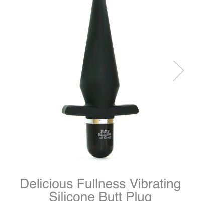 Delicious Fullness Vibrating Silicone Butt Plug