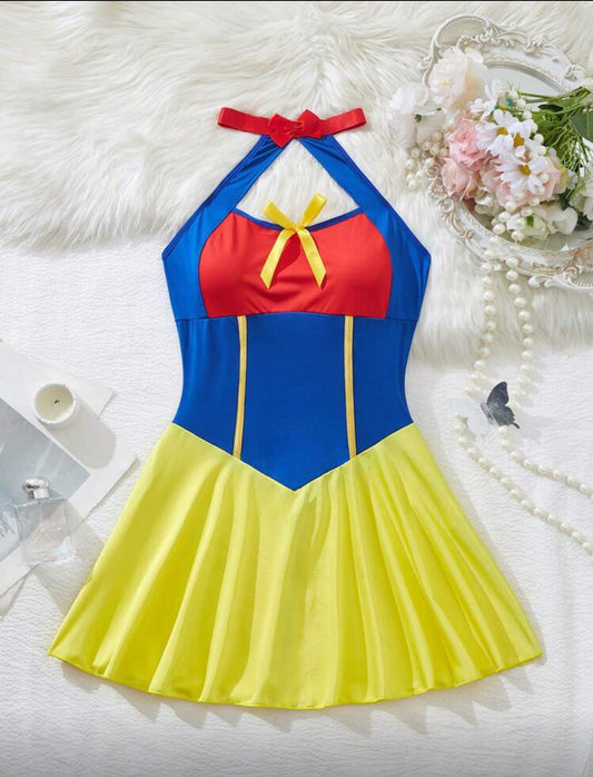Snow White costume